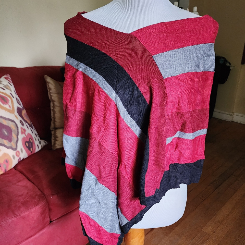 Worthington Red and Gray Shrug Sweater with Color-Block Design